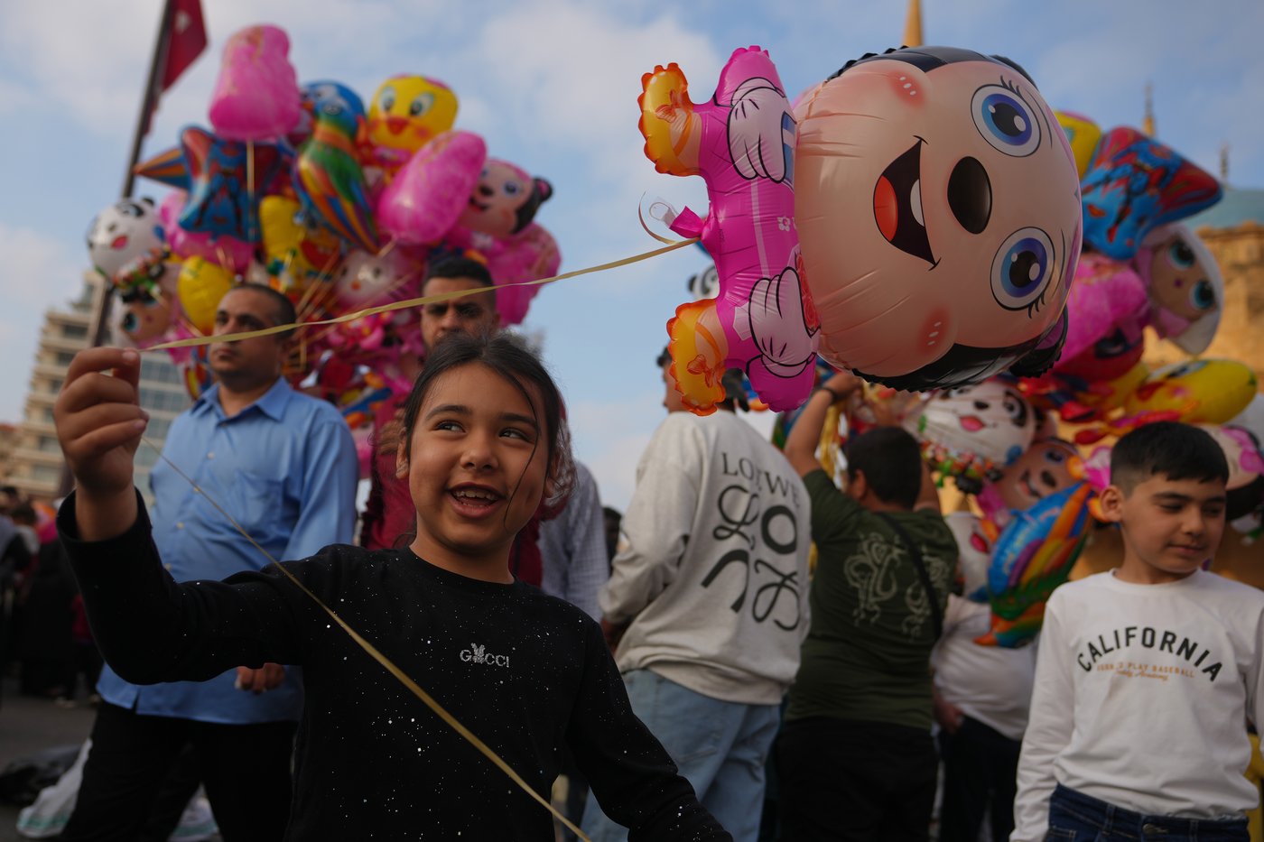 Muslims around the world celebrate Eid al-Adha, in photos | iNFOnews.ca