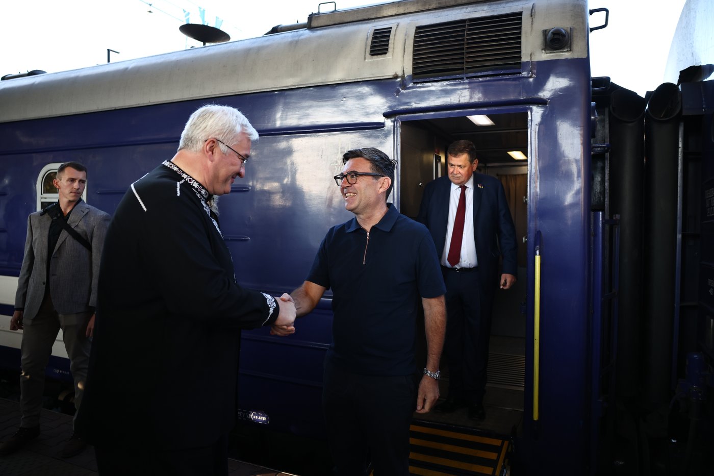 Burnham and European leaders arrive in Kyiv as Ukraine marks Independence Day | iNFOnews.ca