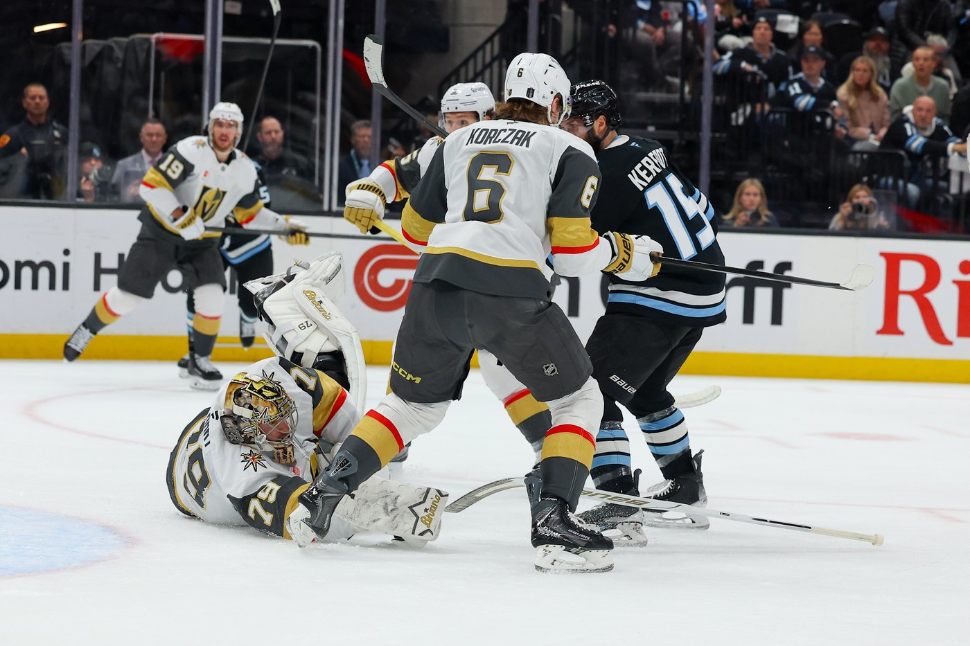 Mitch Marner scores twice to help Golden Knights eliminate Mammoth with Game 6 win | iNFOnews.ca