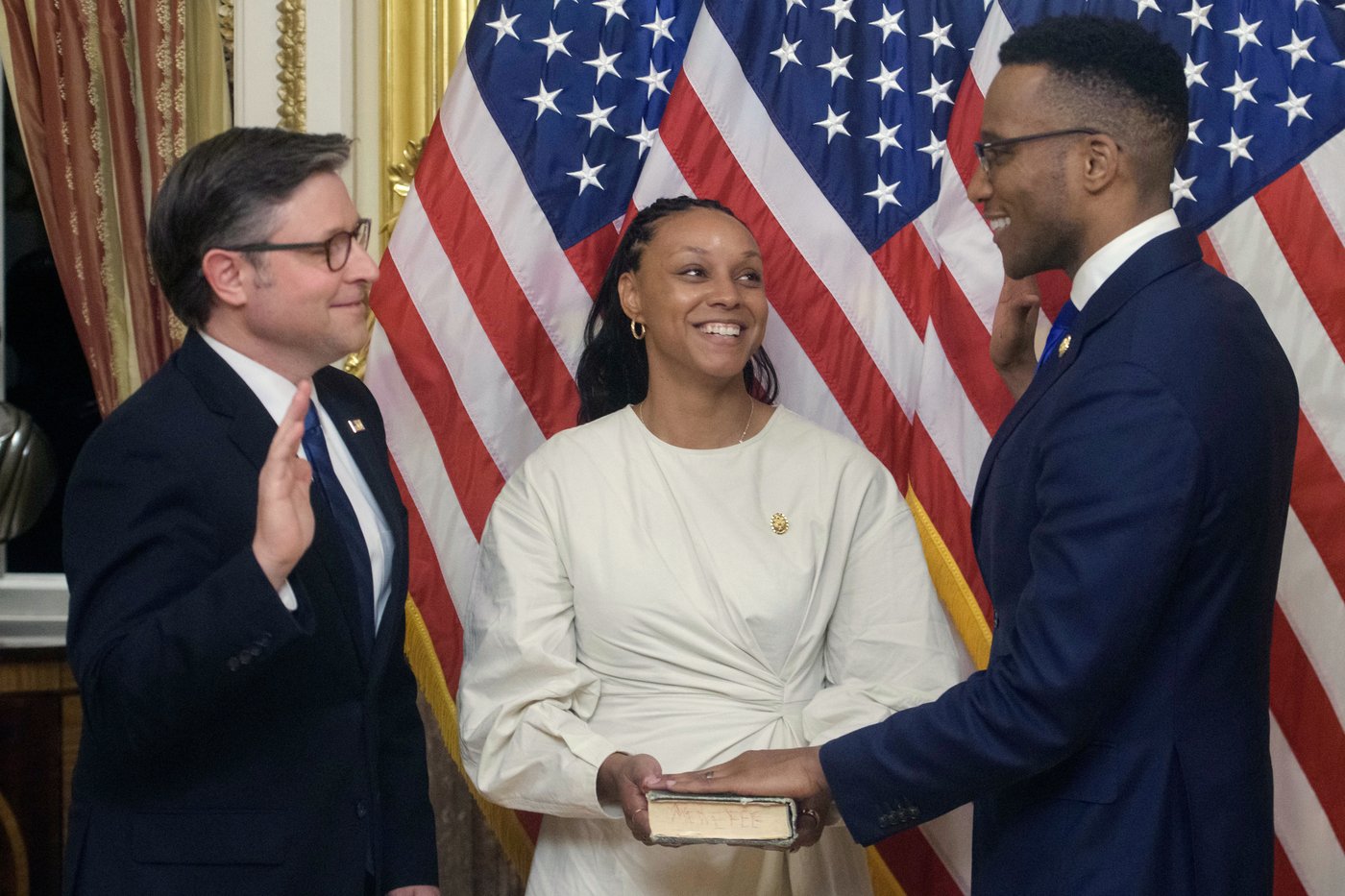 The Latest: Trump signs budget bill bringing an end to partial government shutdown | iNFOnews.ca