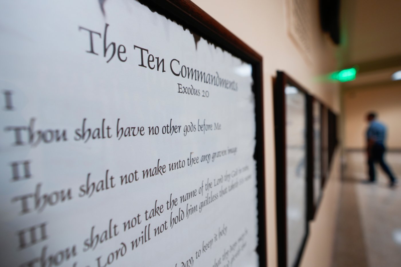 Texas can require public schools to display Ten Commandments in classrooms, court rules | iNFOnews.ca