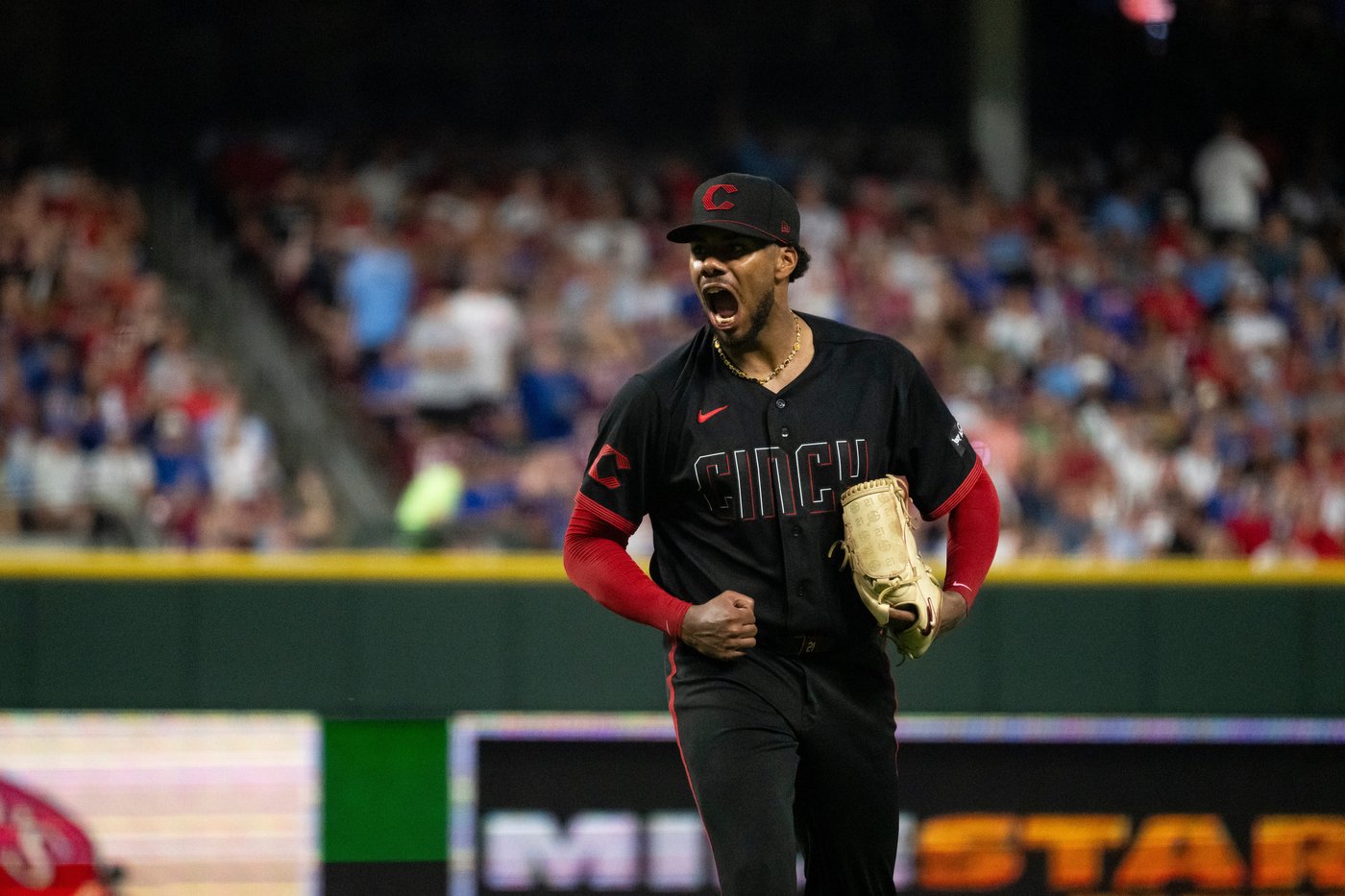 Reds ace Hunter Greene bounces back in second start with 12 strikeouts in 7 innings | iNFOnews.ca