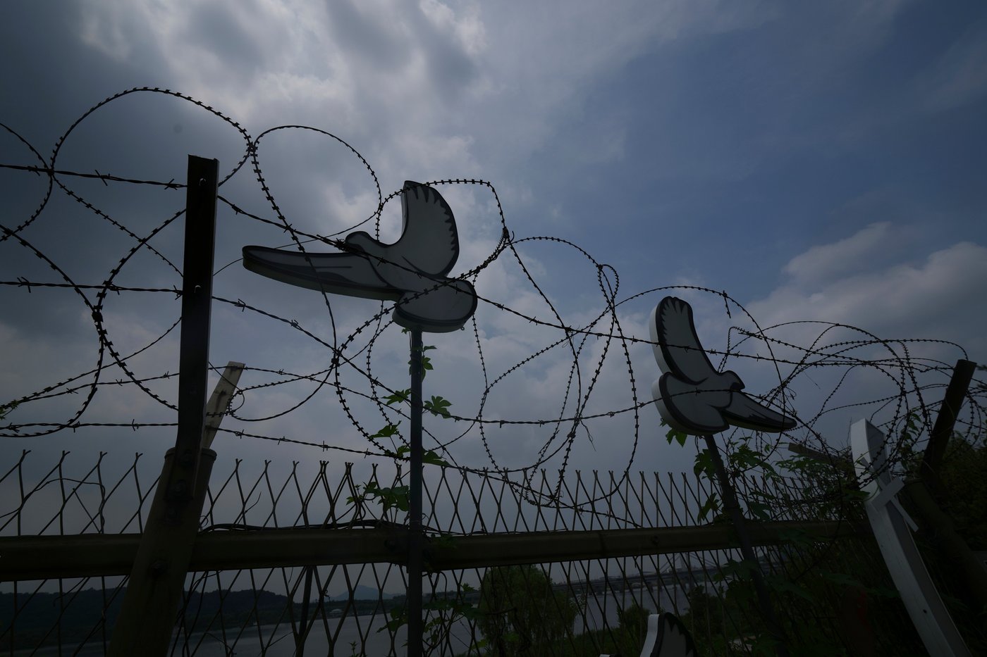 Photos show North and South Korea still divided 73 years after the armistice | iNFOnews.ca