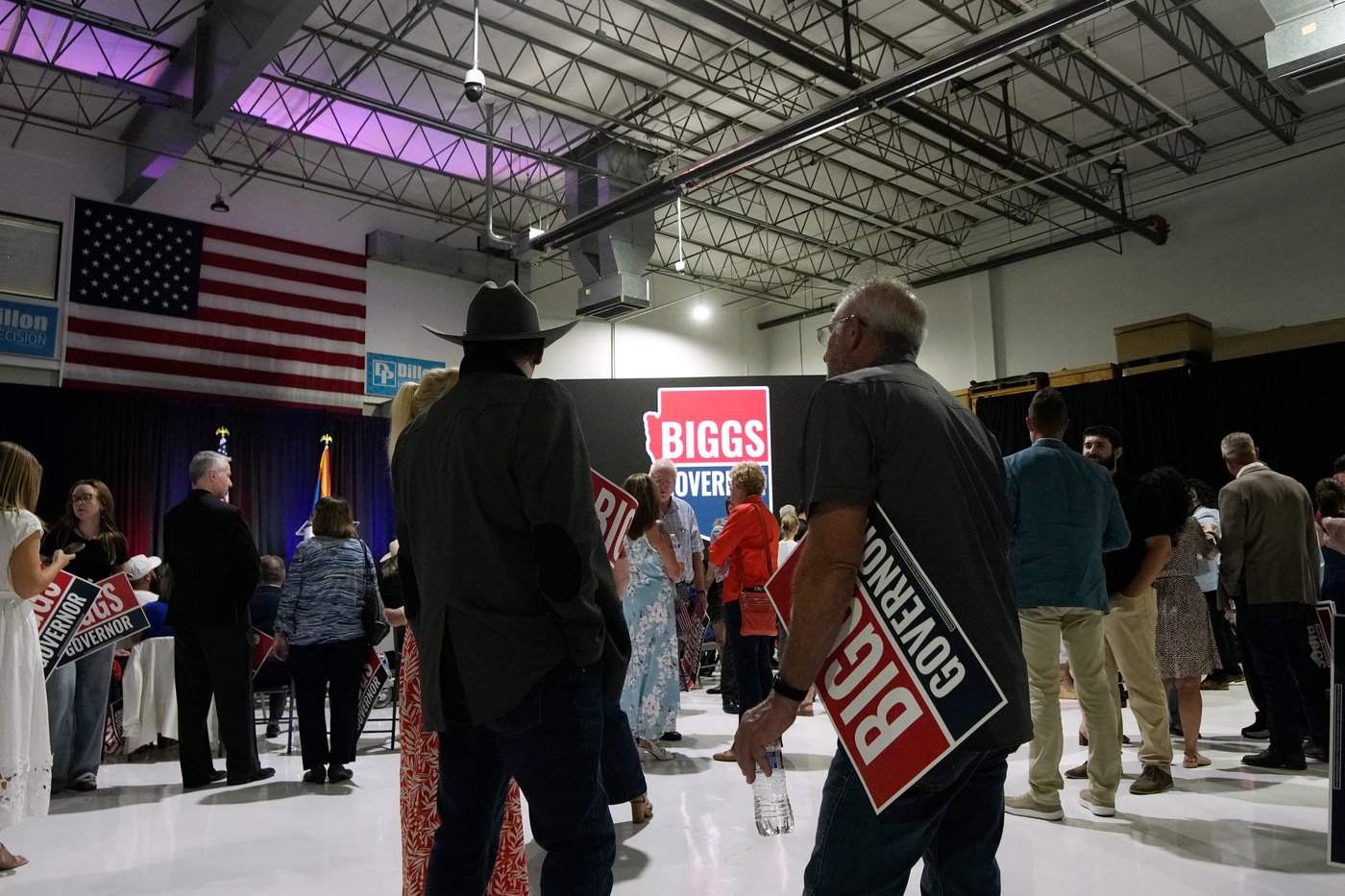 Andy Biggs wins Republican nomination to challenge Democrat Katie Hobbs for Arizona governor | iNFOnews.ca