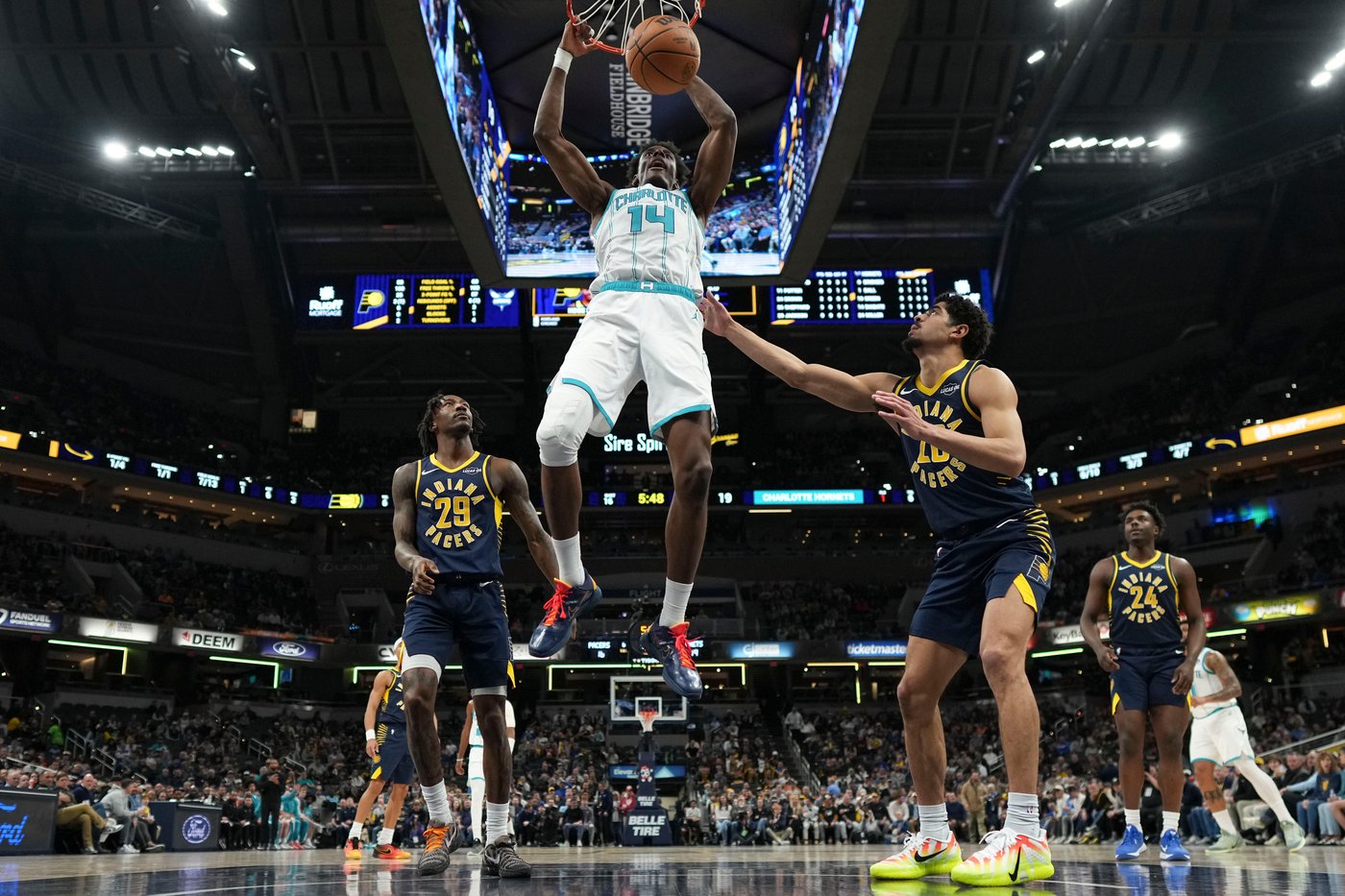 Knueppel breaks rookie 3-point season record in Hornets' romp over Pacers | iNFOnews.ca