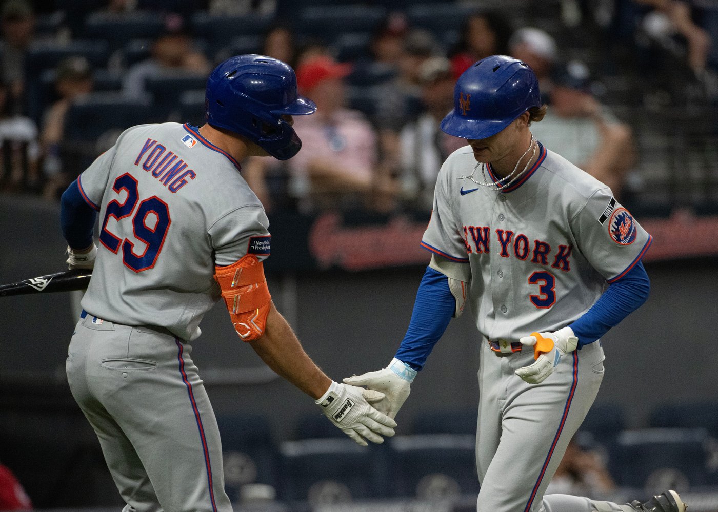 Bo Bichette drives in run in 10th inning in the Mets' 6-5 win over the Guardians | iNFOnews.ca