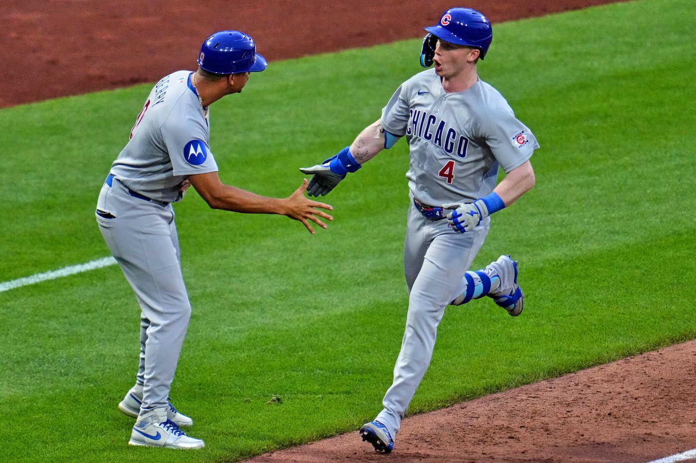 Dansby Swanson's two-out single in the 10th inning, Boyd's strong outing lift Cubs over Pirates 3-2 | iNFOnews.ca