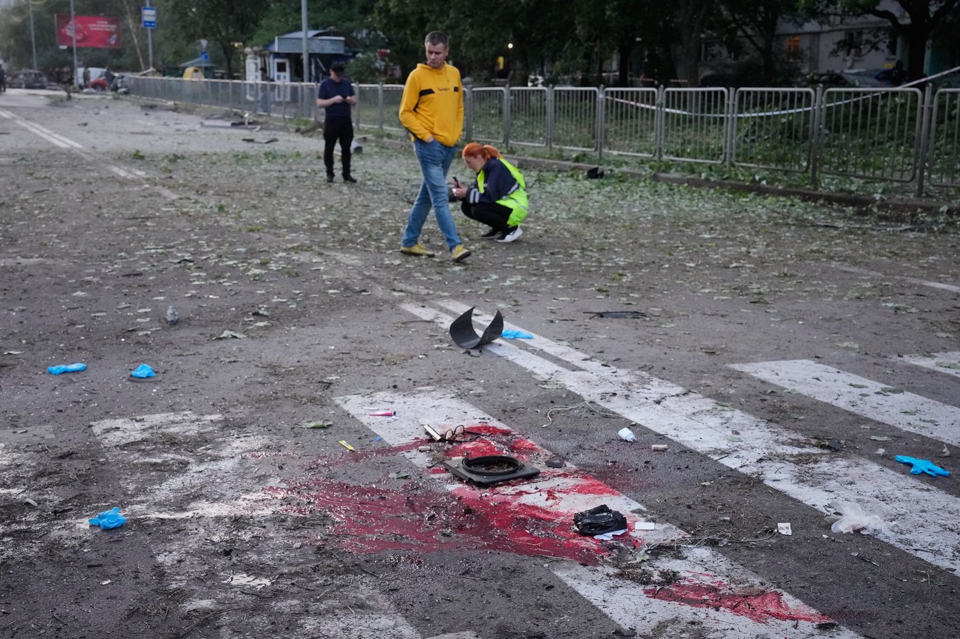 Photos show Russian missile and drone attack on Ukrainian capital Kyiv | iNFOnews.ca