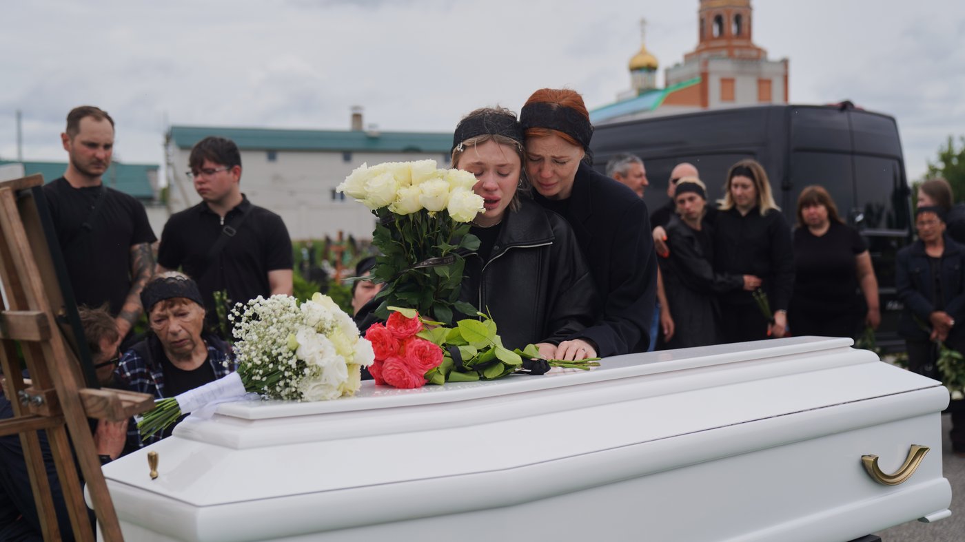 Russian attacks kill 4 across Ukraine, striking Kyiv for second straight day | iNFOnews.ca Russian attacks kill 4 across Ukraine, striking Kyiv for second straight day | iNFOnews.ca