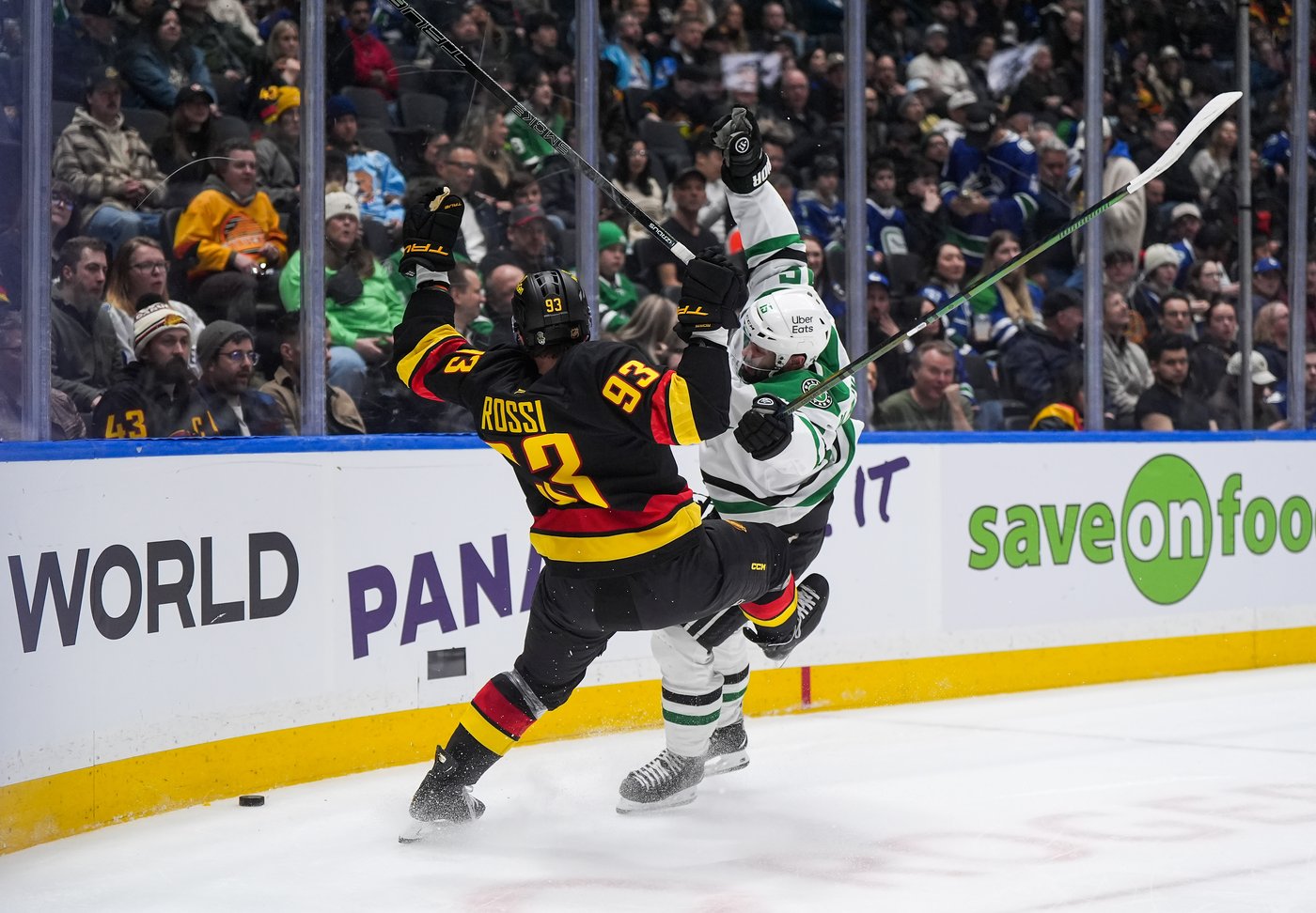 Floundering Vancouver Canucks need to believe in comebacks: coach | iNFOnews.ca Floundering Vancouver Canucks need to believe in comebacks: coach | iNFOnews.ca