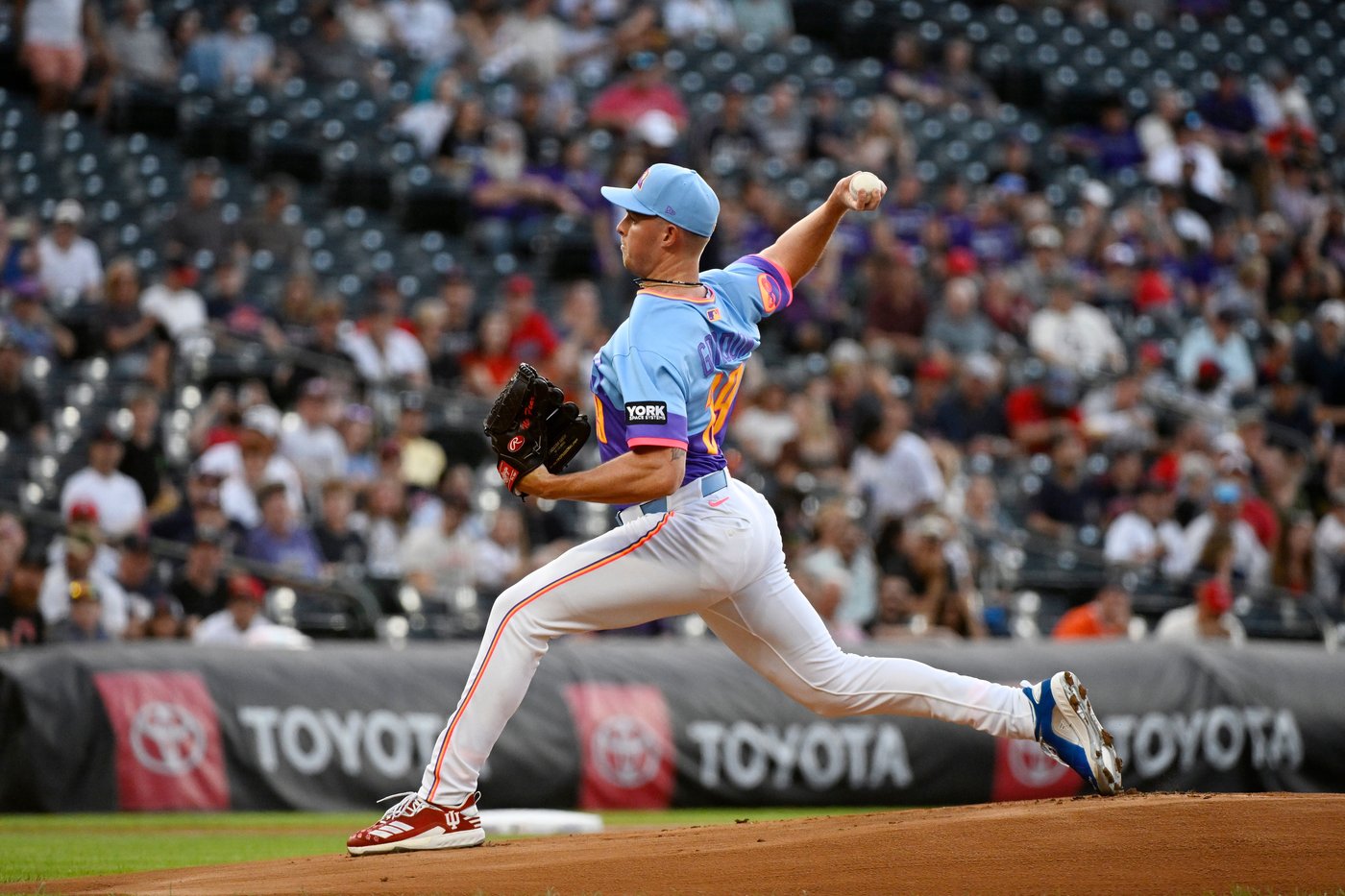 Bazzana, Bailey and Halpin help power the Guardians to a 9-1 win over the Rockies | iNFOnews.ca