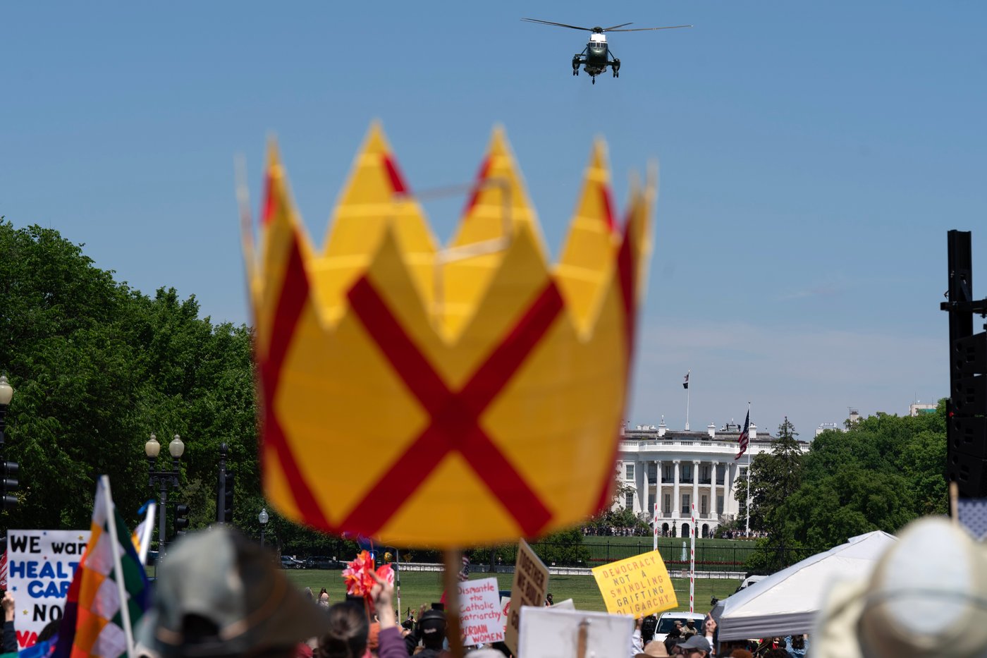 Workers around the world demonstrate on May Day, in photos | iNFOnews.ca