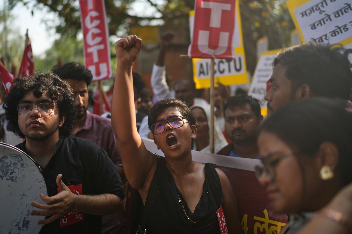 Workers around the world demonstrate on May Day, in photos | iNFOnews.ca