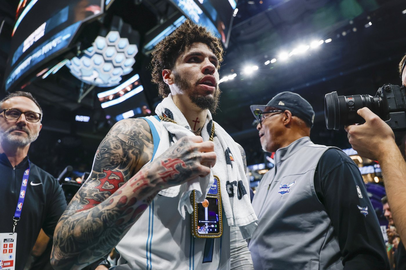 NBA says LaMelo Ball's takedown of Bam Adebayo should have been called flagrant, merited ejection | iNFOnews.ca