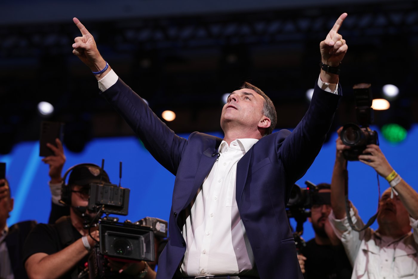 Brazil's Flávio Bolsonaro secures presidential bid despite challenges | iNFOnews.ca Brazil's Flávio Bolsonaro secures presidential bid despite challenges | iNFOnews.ca
