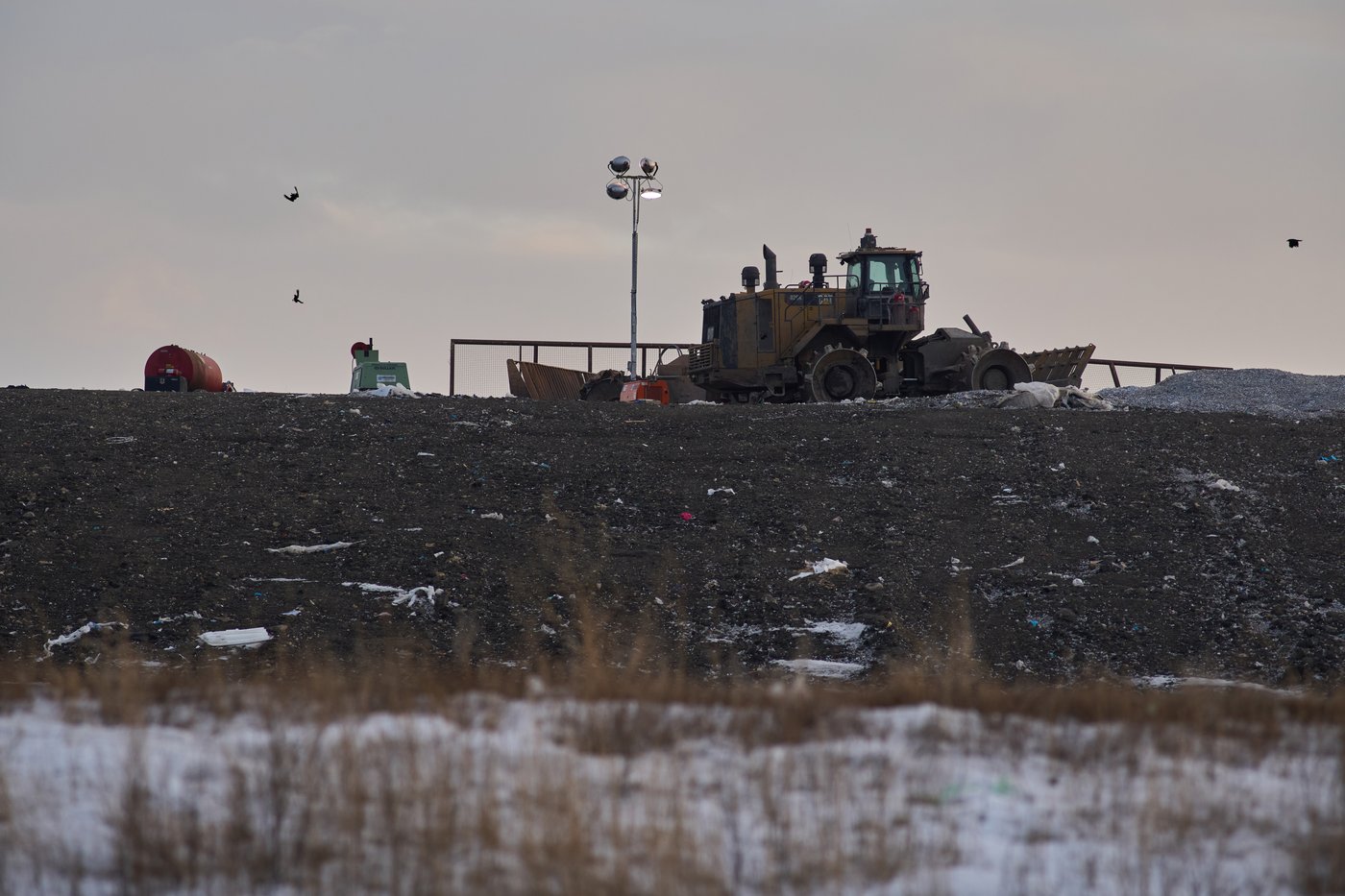 Manitoba shuts down landfill search site, crews still looking for victim at another | battlefordsNOW