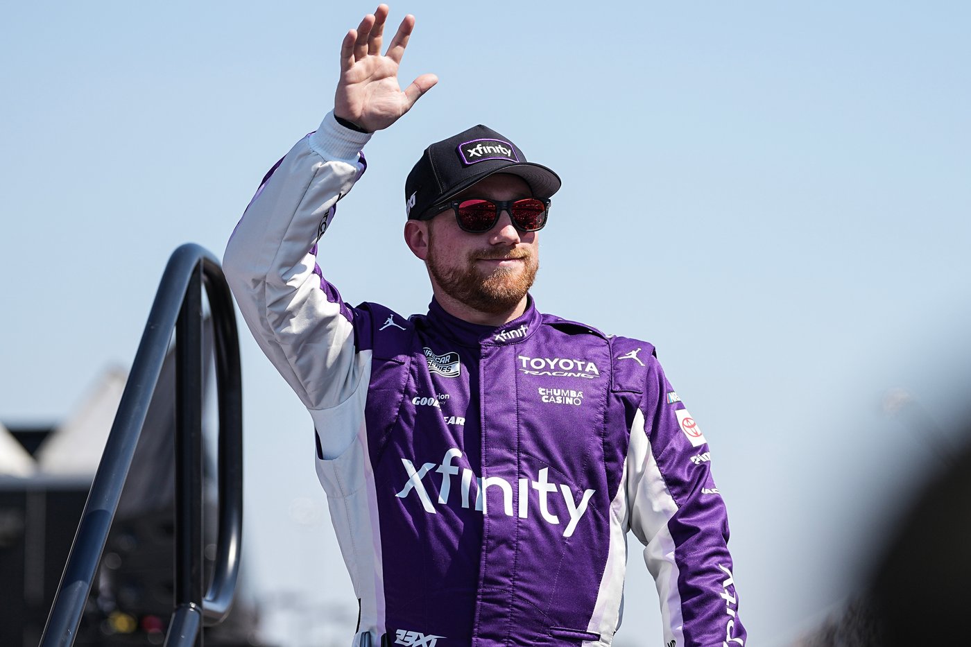 Tyler Reddick keeps his momentum going with the pole for the NASCAR Cup race at Kansas Speedway | iNFOnews.ca