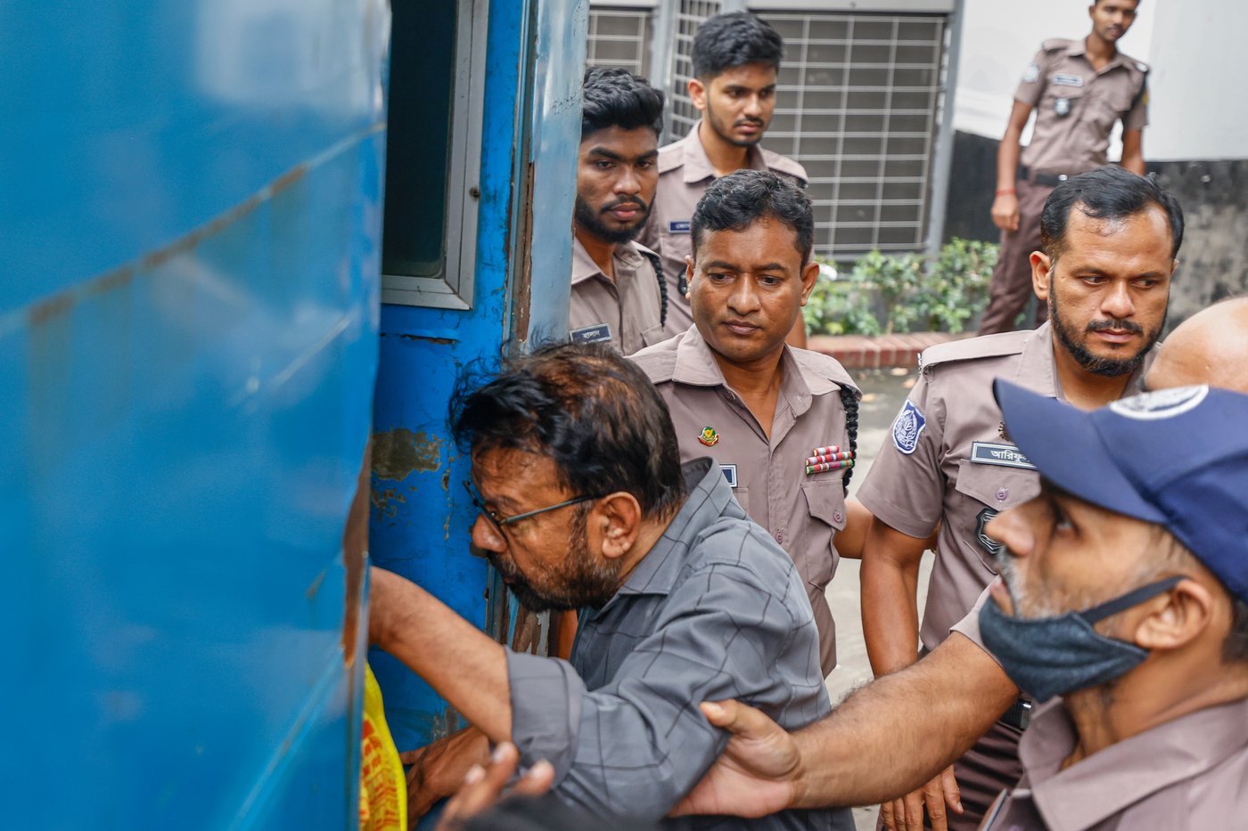 Bangladesh tribunal orders 3 journalists held until trial in 2024 uprising case | iNFOnews.ca Bangladesh tribunal orders 3 journalists held until trial in 2024 uprising case | iNFOnews.ca