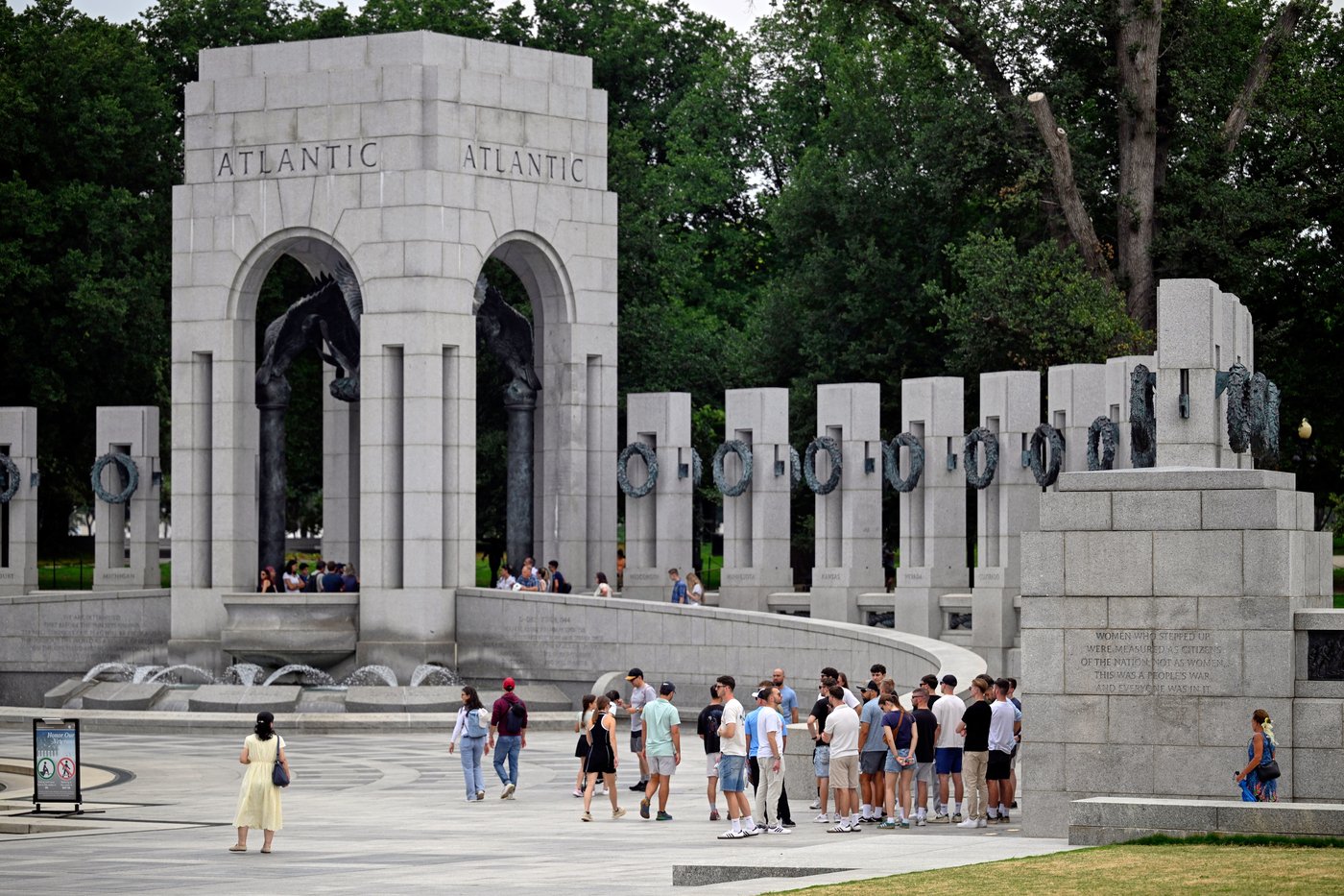 Suspect arrested in World War II Memorial vandalism in Washington | iNFOnews.ca Suspect arrested in World War II Memorial vandalism in Washington | iNFOnews.ca