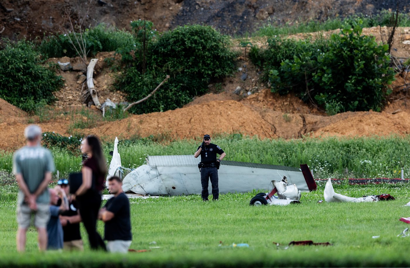 Pilot killed in violent collision with Pennsylvania police helicopter | iNFOnews.ca