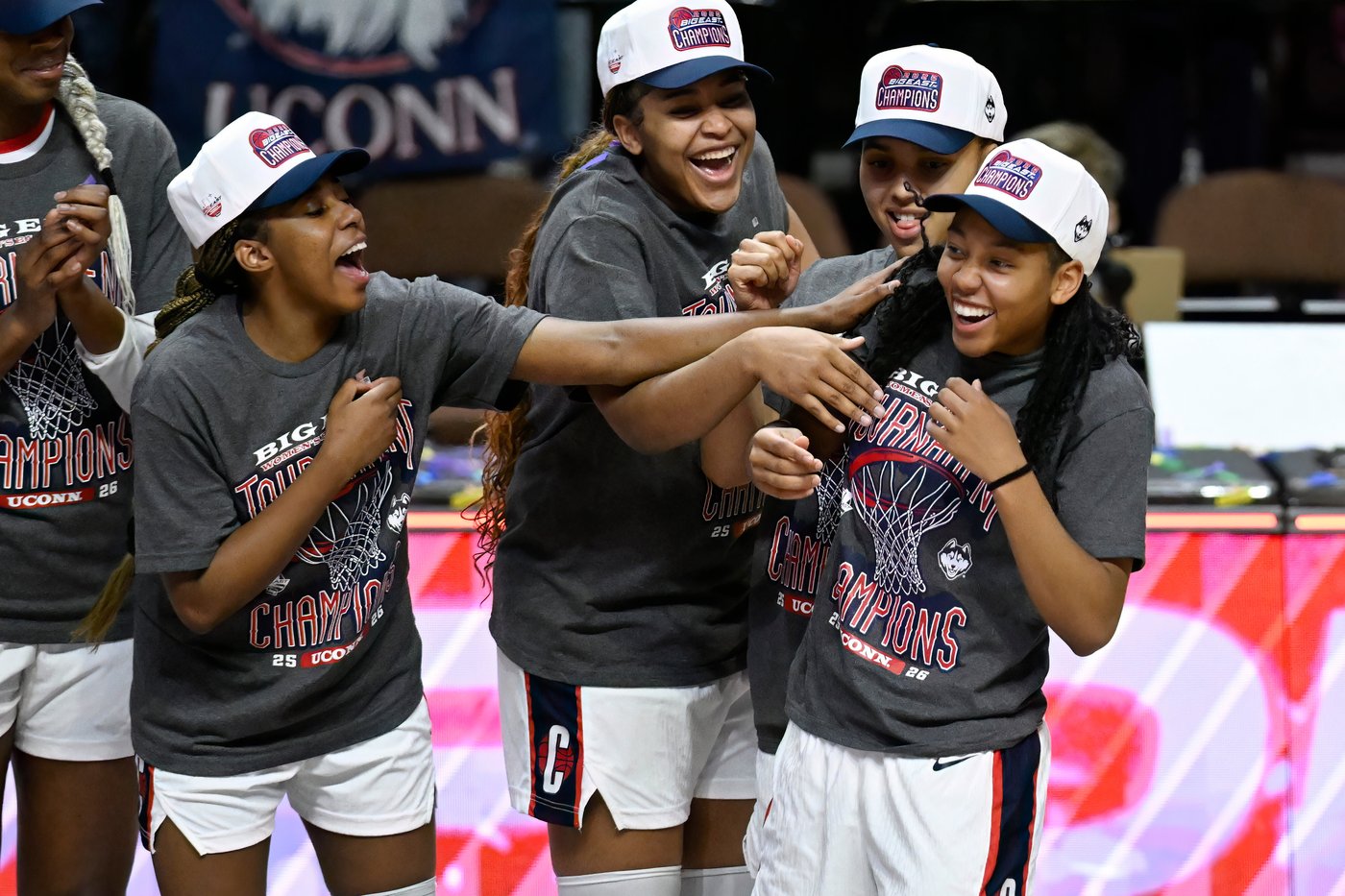 Picking the NCAA women's bracket: UConn beats Texas for another national championship | iNFOnews.ca