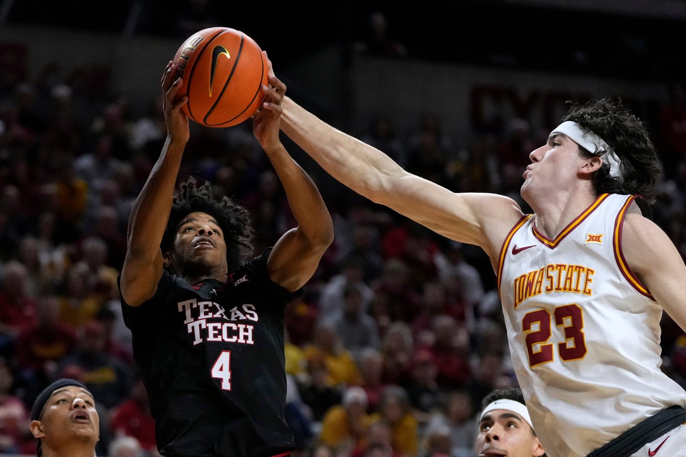 No. 16 Texas Tech ends No. 4 Iowa State's home winning streak, 82-73 | iNFOnews.ca