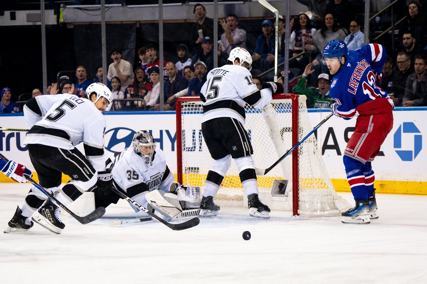 Laferriere's 3-point performance powers Kings over Rangers | iNFOnews.ca