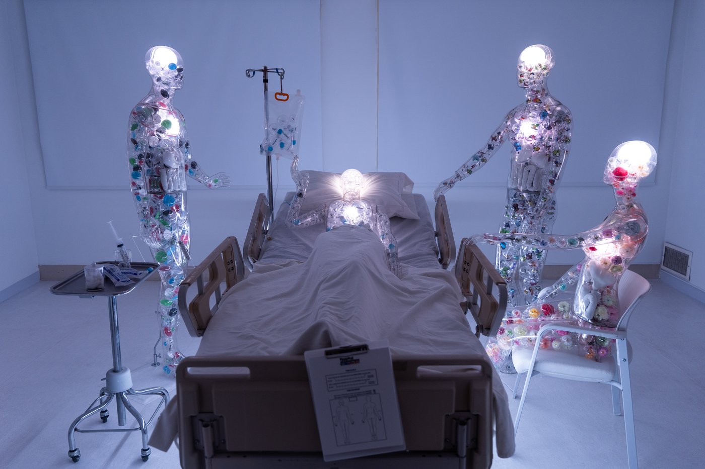 Former LA hospital hosts immersive art show, in photos | iNFOnews.ca