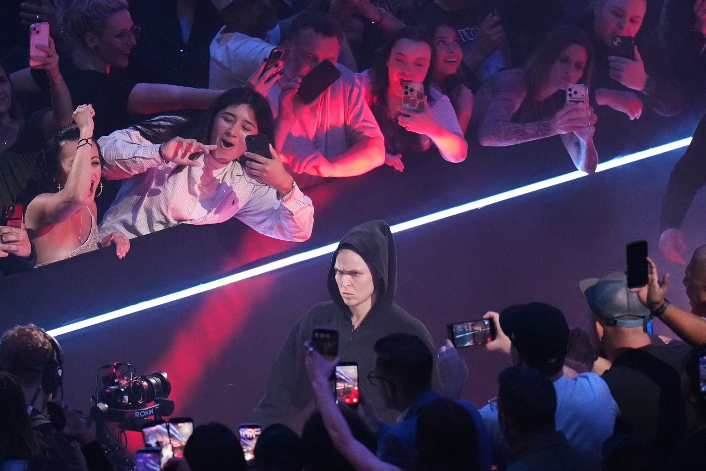 Ronda Rousey stops Gina Carano with an armbar 17 seconds into their double comeback bout | iNFOnews.ca