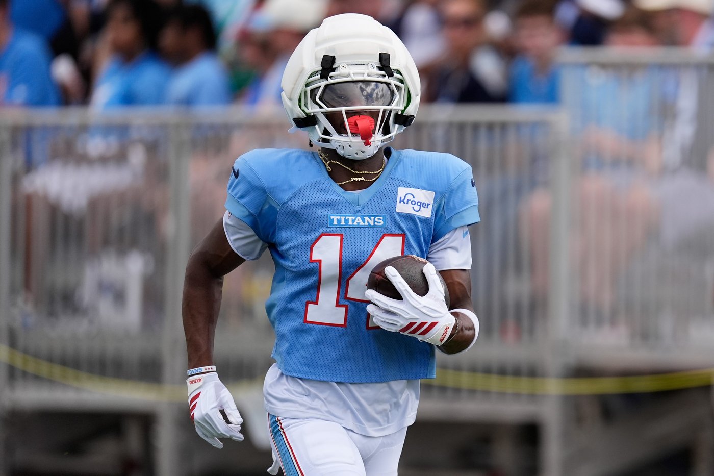 Receiver Carnell Tate leans on Calvin Ridley as Titans rookie learns new offense | iNFOnews.ca