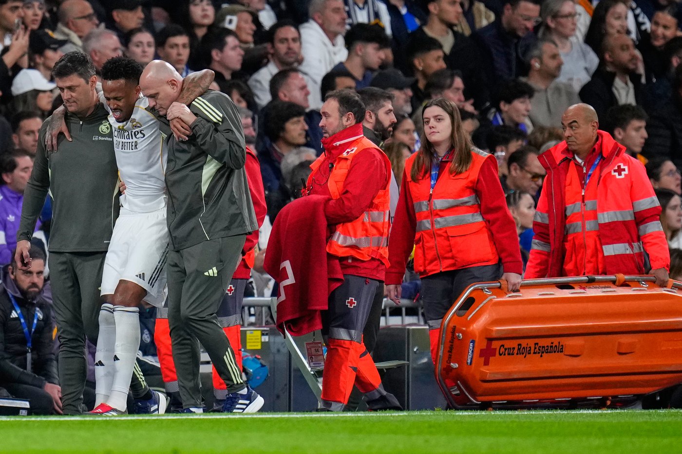 Real Madrid defender Éder Militão set to be sidelined for a few months because of injury | iNFOnews.ca
