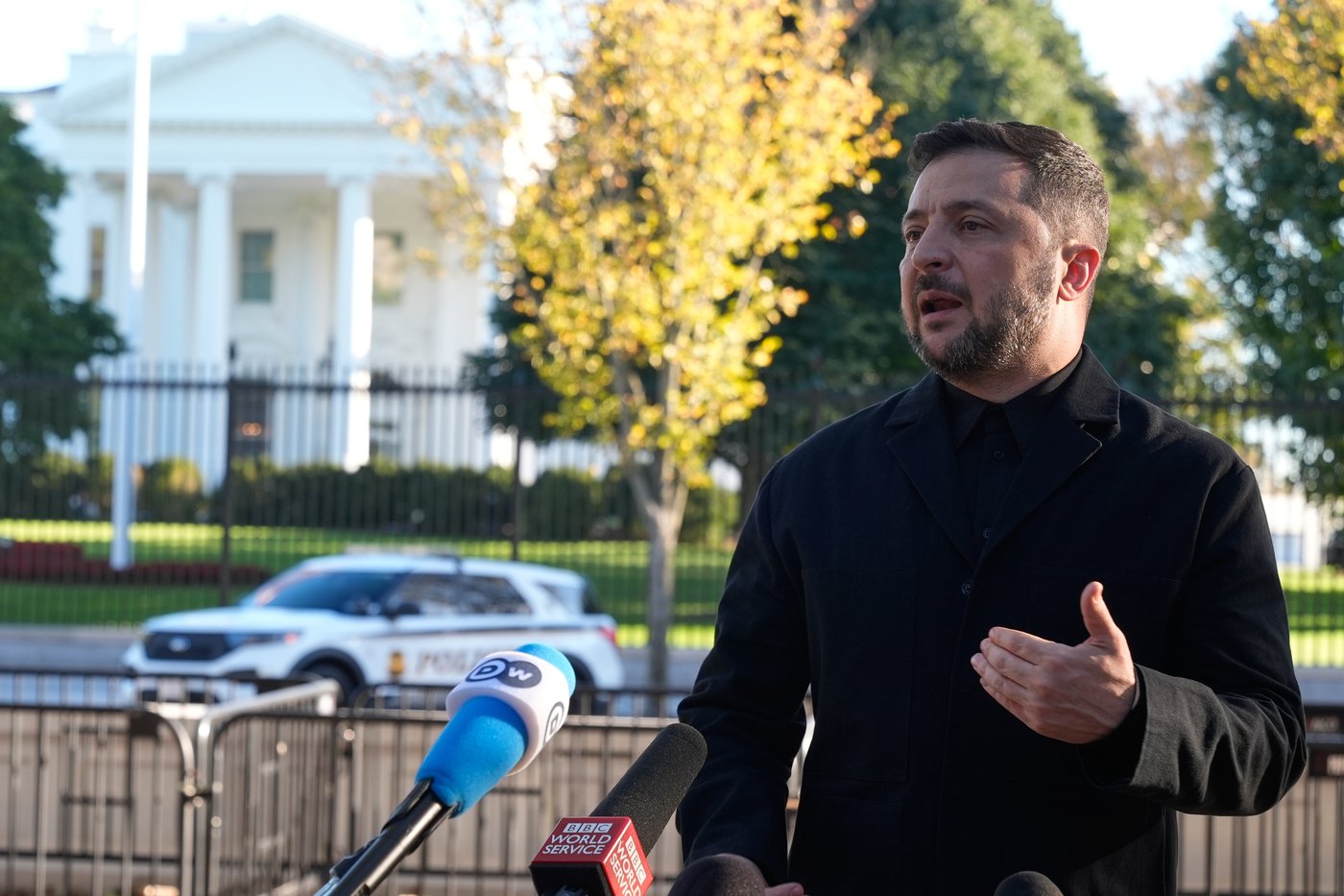 After Zelenskyy meeting, Trump calls on Ukraine and Russia to ‘stop where they are’ and end the war | iNFOnews.ca After Zelenskyy meeting, Trump calls on Ukraine and Russia to ‘stop where they are’ and end the war | iNFOnews.ca