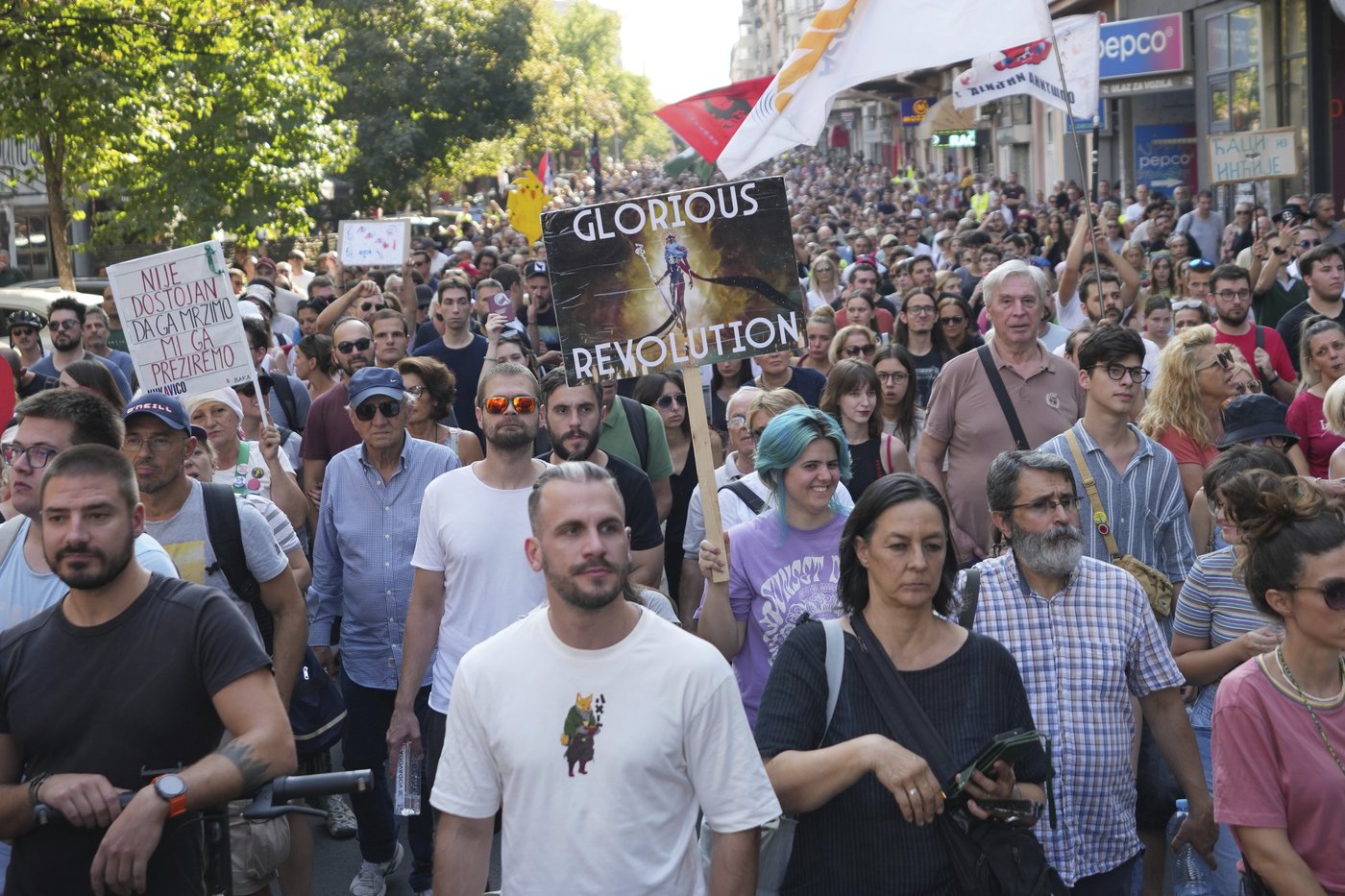 Thousands rally in Serbia and accuse police of brutality at anti-government demonstrations | iNFOnews.ca