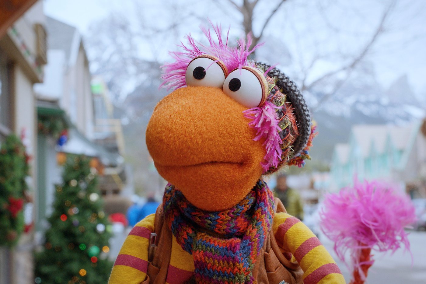 25 holiday TV offerings to watch ranging from comedies to rom-coms and cozy mysteries | iNFOnews.ca