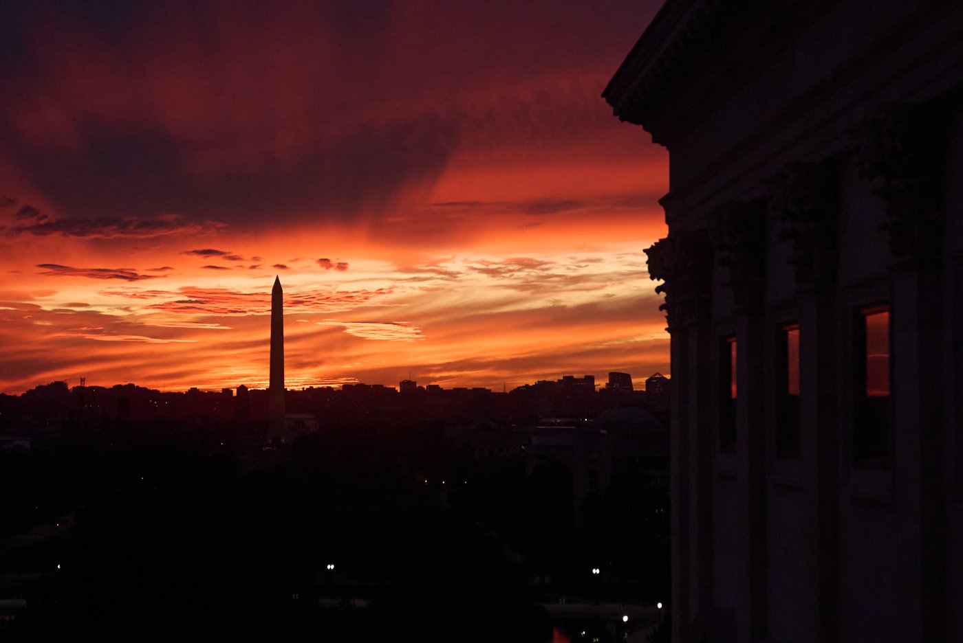 A government shutdown sparks a new wave of uncertainty, in photos | iNFOnews.ca