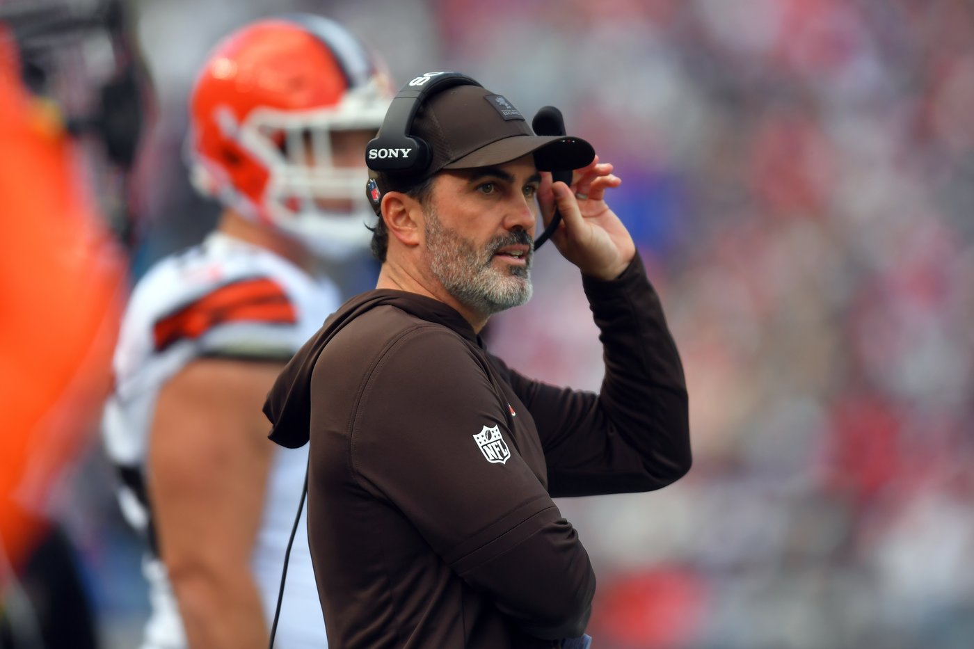 Browns' QB question: Stay the course with Dillon Gabriel or give Shedeur Sanders a shot? | iNFOnews.ca Browns' QB question: Stay the course with Dillon Gabriel or give Shedeur Sanders a shot? | iNFOnews.ca