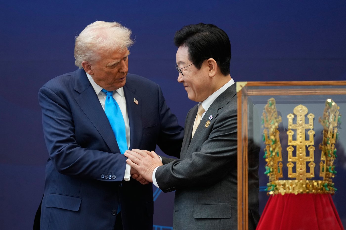 'America First' Trump loved hanging out with the global elite during his Asia trip | iNFOnews.ca 'America First' Trump loved hanging out with the global elite during his Asia trip | iNFOnews.ca