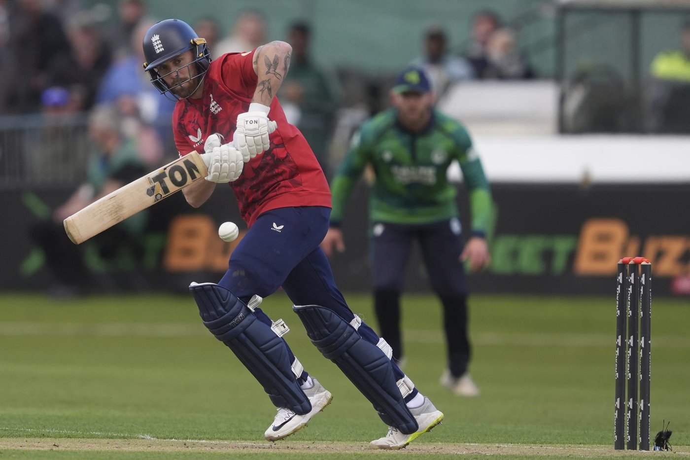 England clinches 2-0 win in T20 series against Ireland | iNFOnews.ca