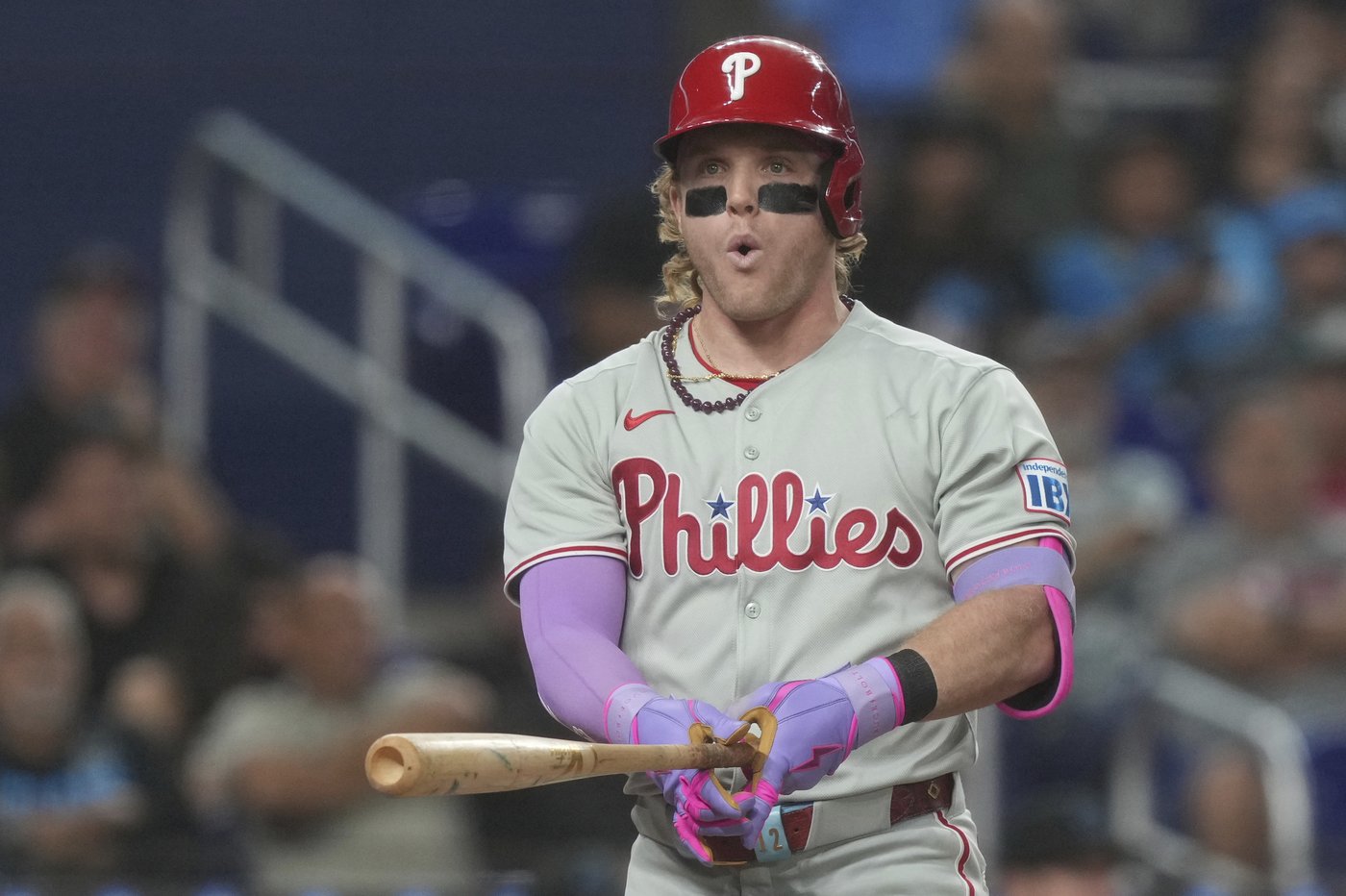 Phillies invite young fan to meet Harrison Bader after dispute over home run ball | iNFOnews.ca Phillies invite young fan to meet Harrison Bader after dispute over home run ball | iNFOnews.ca