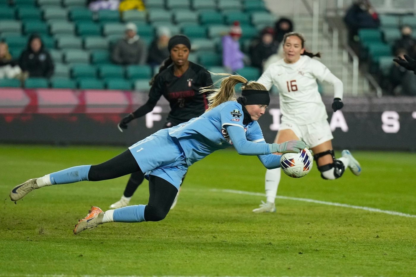 Florida State edges top-seeded Stanford 1-0 to win the Women's College Cup | iNFOnews.ca Florida State edges top-seeded Stanford 1-0 to win the Women's College Cup | iNFOnews.ca