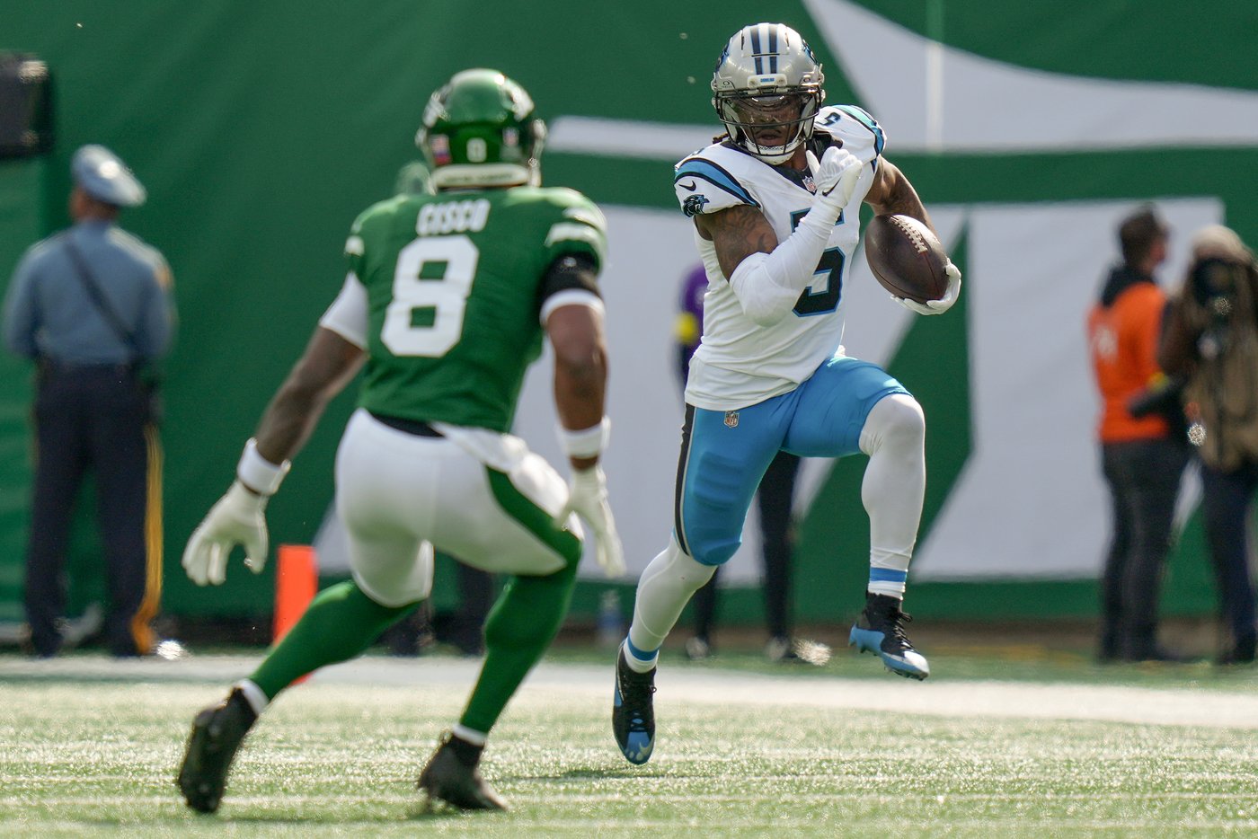Panthers QB Bryce Young, winner of 3 straight starts, day to day vs. Bills with ankle injury | iNFOnews.ca Panthers QB Bryce Young, winner of 3 straight starts, day to day vs. Bills with ankle injury | iNFOnews.ca