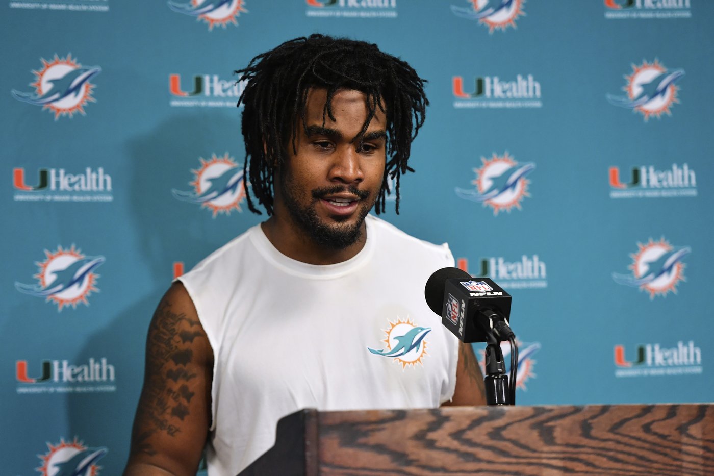 Dolphins confident in Jaylen Waddle as No. 1 receiver after Tyreek Hill's injury | iNFOnews.ca
