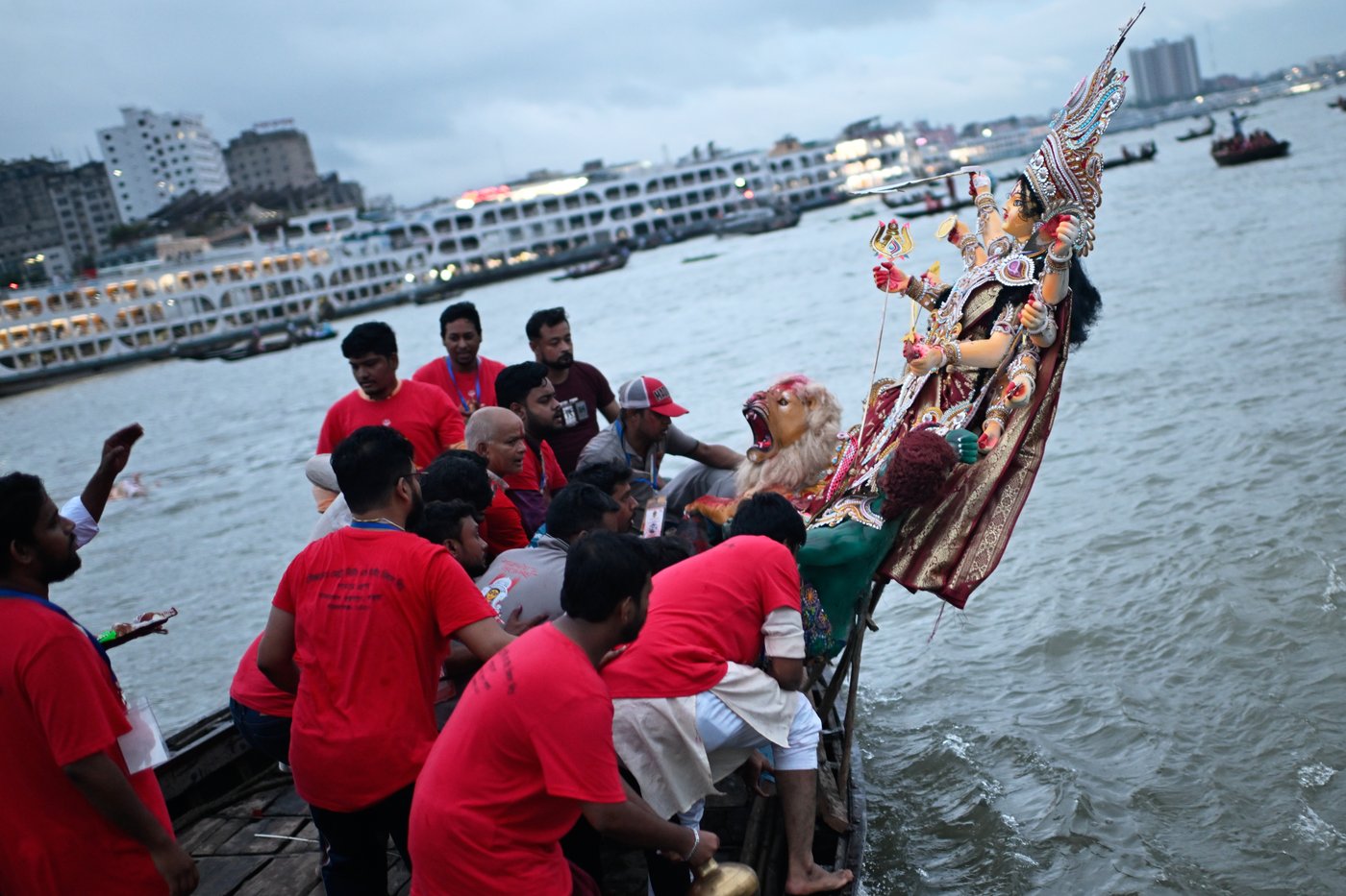 Hindu festival photos are about fire and water, good and evil - simple but universal concepts | iNFOnews.ca