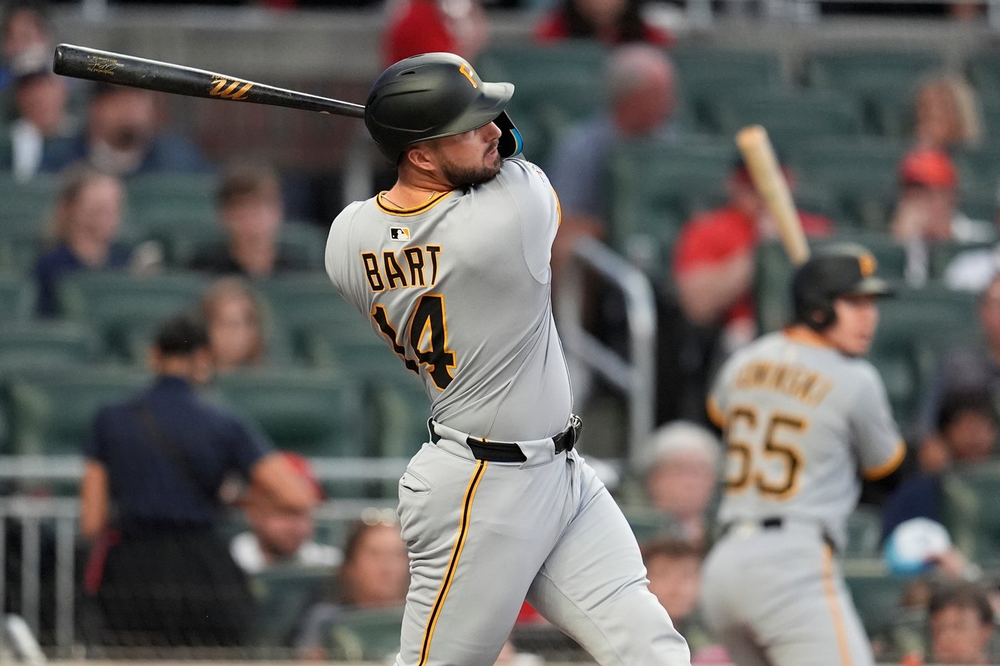 Gonzales, Suwinski and Chandler power the Pirates to a 3-1 win over the Braves | iNFOnews.ca