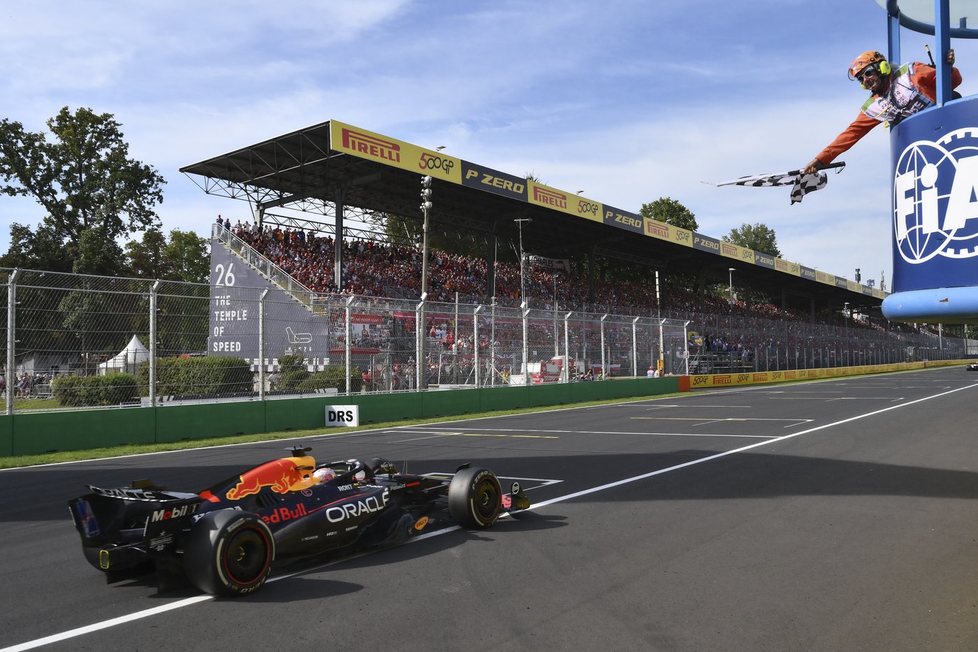 Max Verstappen claims dominant victory at Italian Grand Prix for 1st win since May | iNFOnews.ca