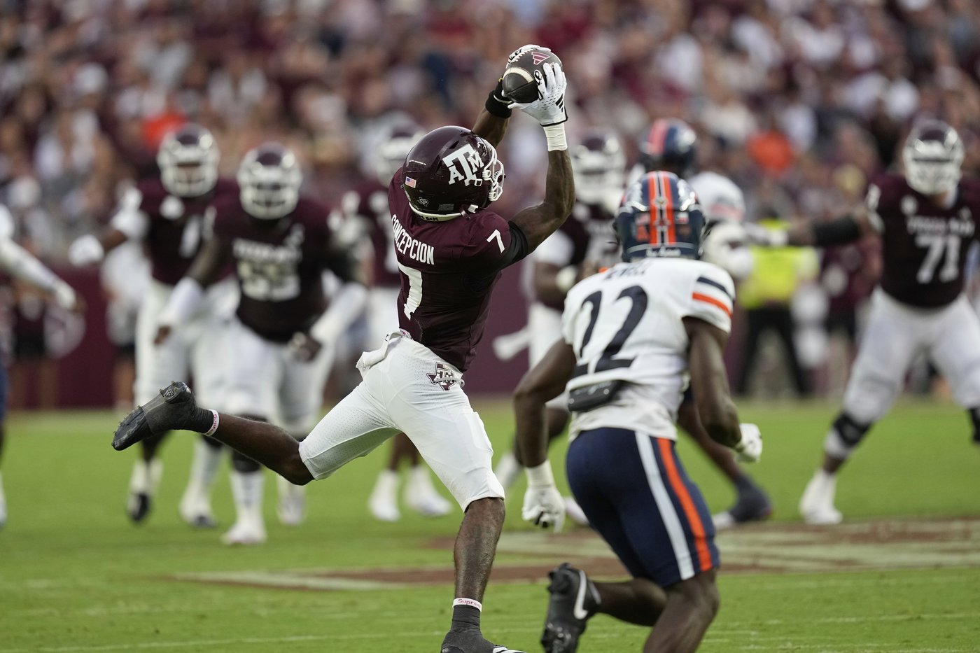 Texas A&M's KC Concepcion stars on field and embraces speaking publicly while dealing with stutter | iNFOnews.ca