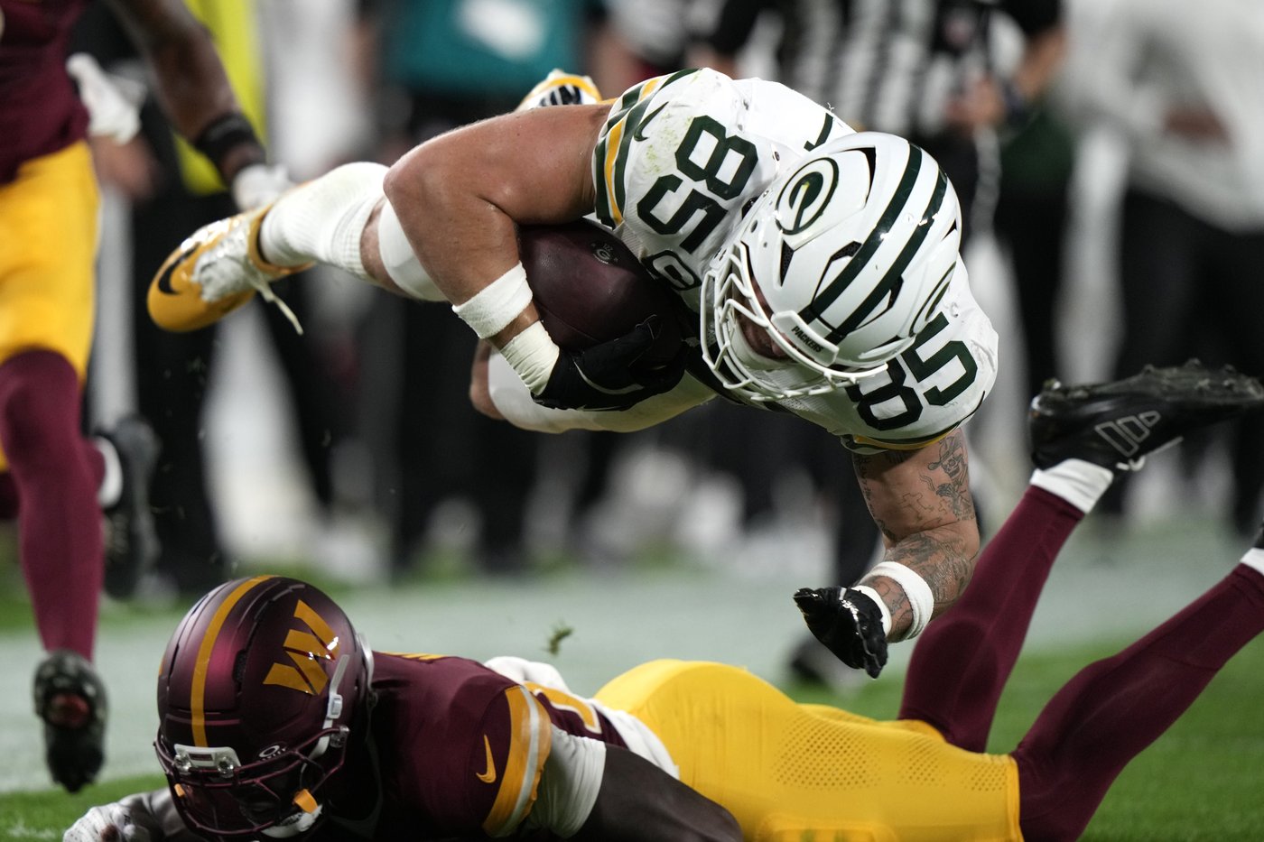 Jordan Love and Tucker Kraft lead the way in Packers' 27-18 victory over Commanders | iNFOnews.ca