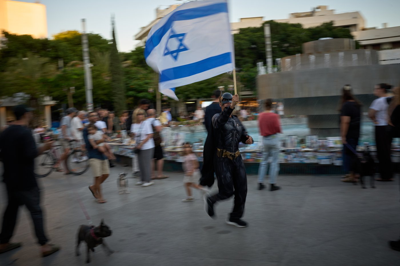 Israelis honor victims 2 years after Hamas attack as talks resume, in photos | iNFOnews.ca