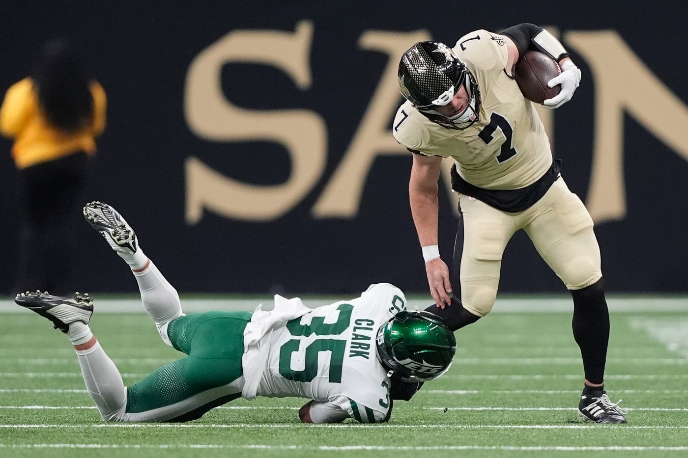 As Jordan and Hill approach career crossroads, they're helping the rebuilding Saints win again | iNFOnews.ca