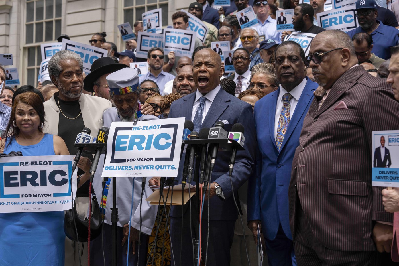 NYC Mayor Eric Adams says he won't quit the race and is the only one who can beat Mamdani | iNFOnews.ca